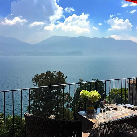 Anna Lägenhet Oggebbio