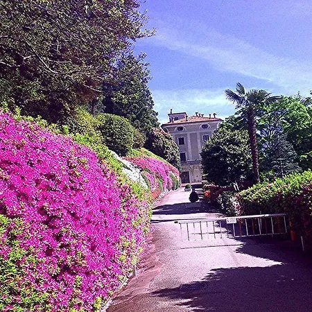 Anna Lägenhet Oggebbio